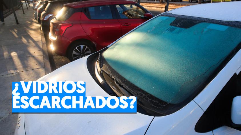 Este sencillo truco ayuda a sacar la escarcha del vidrio de tu auto tras una fría noche