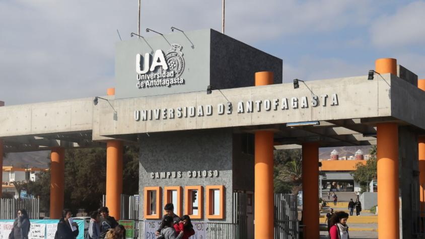 Estudiante fue apuñalado al interior de la Universidad de Antofagasta: Es hijo de rector de la UST