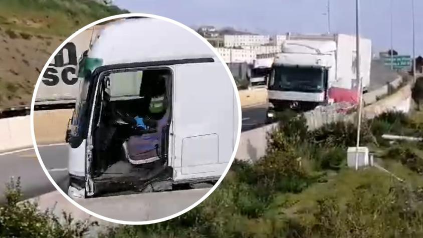 VIDEO | Camión sin conductor provoca choque y caos vial en carretera de Valparaíso