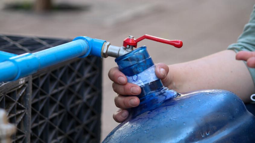 Aguas Andinas advirtió posibles "afectaciones temporales" en suministro de agua potable en Quilicura