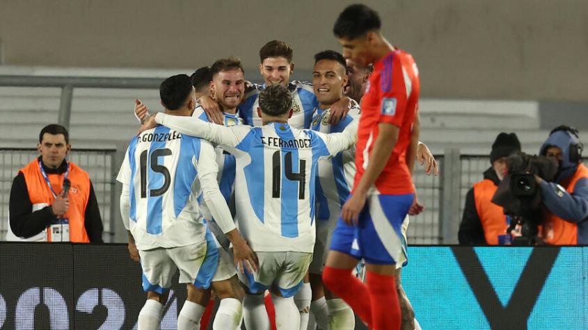 Chile sufre dura derrota ante Argentina y queda con la obligación de ganar ante Bolivia