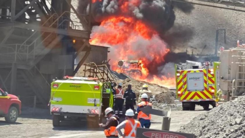 Camión con combustible se incendió al interior de mina Chuquicamata