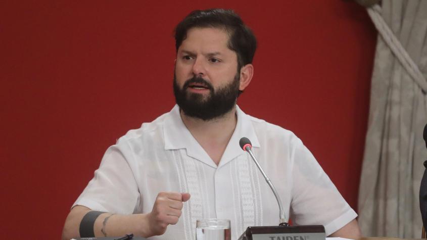 Tras supuestos abonos de Karamanos a ProCultura: Presidente Boric descarta aportes irregulares a su campaña