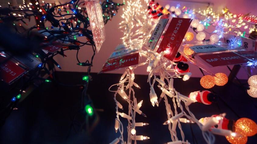 Esta es la forma correcta de colocar las luces en el árbol de Navidad