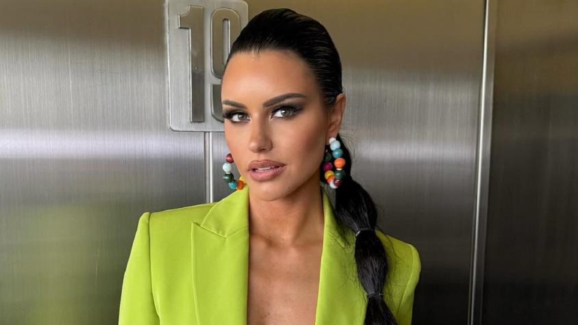 Como Natalie Portman en 'El cisne negro': Emilia Dides deslumbró con osado vestido negro en previa del Miss Universo Como Natalie Portman en 'El cisne negro': Emilia Dides deslumbró con osado vestido negro en previa del Miss Universo