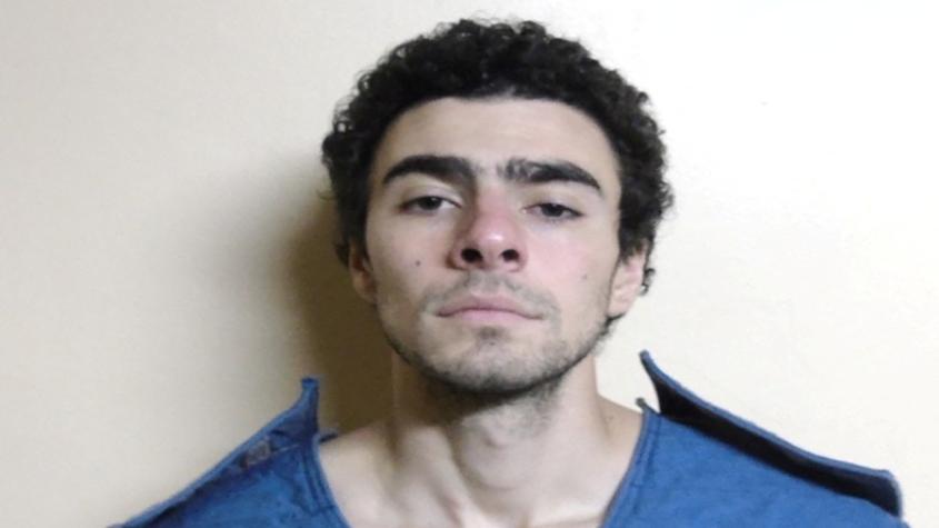 Luigi Mangione enfrenta cargos por asesinato de ejecutivo de UnitedHealth en Nueva York Luigi Mangione enfrenta cargos por asesinato de ejecutivo de UnitedHealth en Nueva York