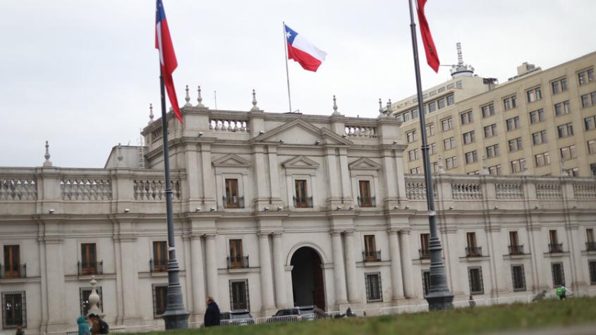 “Mensajes agresivos y de connotación sexual”: La segunda denuncia de acoso sexual en La Moneda