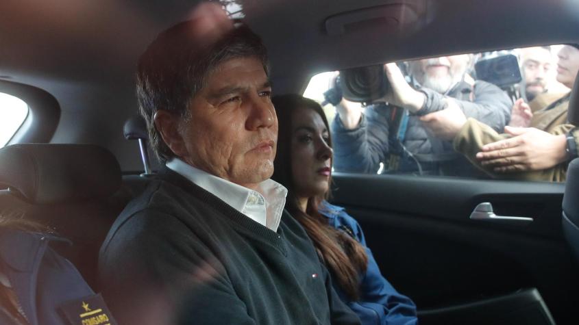 Revelan detalles de la declaración de Manuel Monsalve al fiscal Armendáriz (y su estrategia) Revelan detalles de la declaración de Manuel Monsalve al fiscal Armendáriz (y su estrategia)