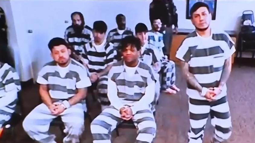 Doblaron sin señalizar: La irrisoria forma en que cayeron chilenos que robaban mansiones en EE.UU.