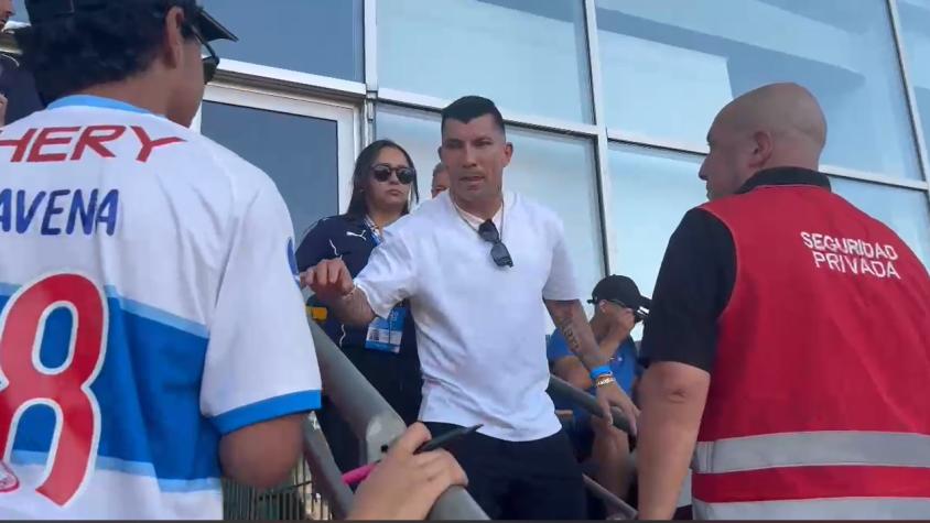 VIDEO | El gesto de Gary Medel con hinchas de la UC en duelo contra Everton por Copa Chile 