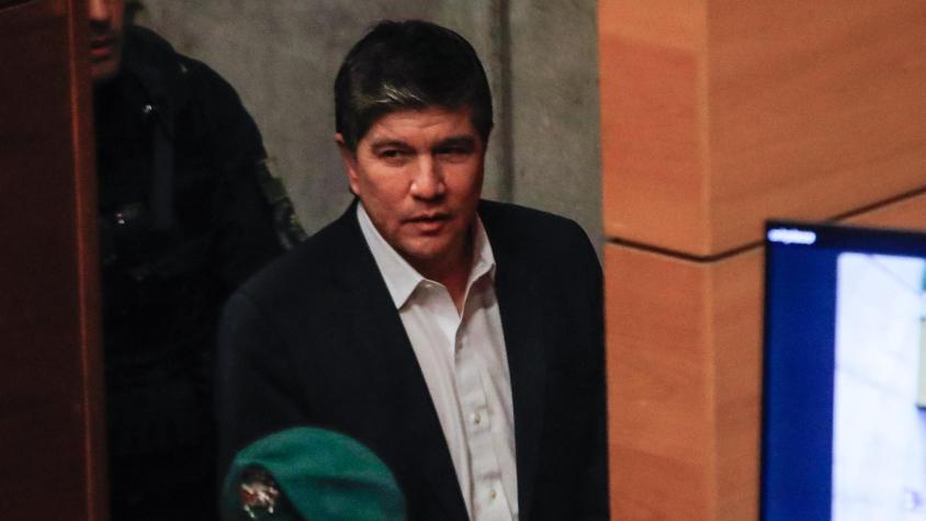 Gendarme que fue captado con computador habría ayudado a Monsalve con transferencias en Capitán Yáber