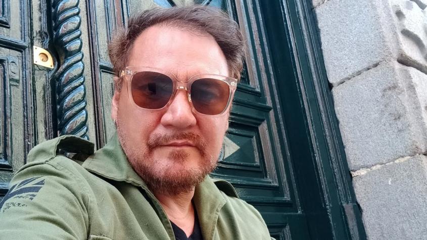 Rodrigo Muñoz presentó a su pareja 20 años menor tras quiebre matrimonial con Claudia Pérez: se conocieron por Instagram