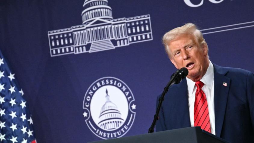 Trump firma decreto que impide a atletas transgénero participar en deportes femeninos