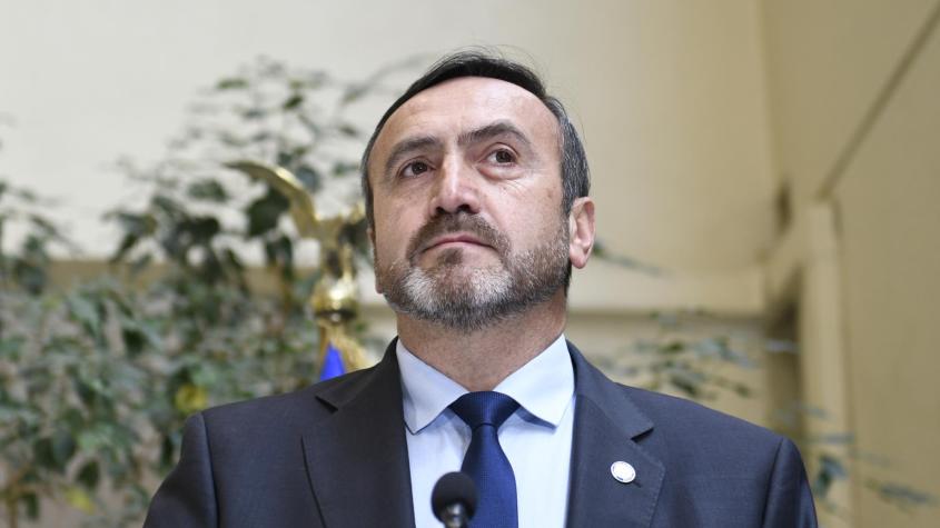"Íbamos a un motel": Los detalles de la denuncia contra diputado Pulgar por violación reiterada contra menor de edad