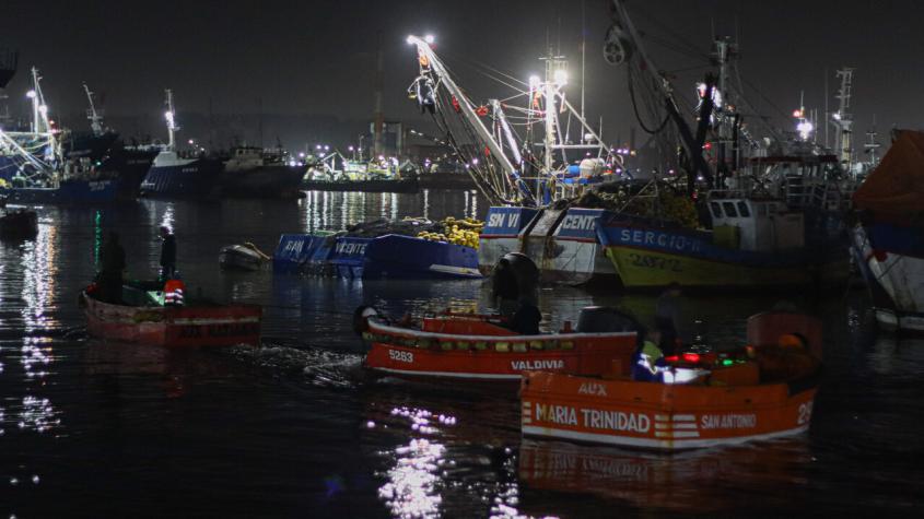Un muerto y tres desaparecidos: Lo que se sabe del naufragio de la embarcación en Talcahuano