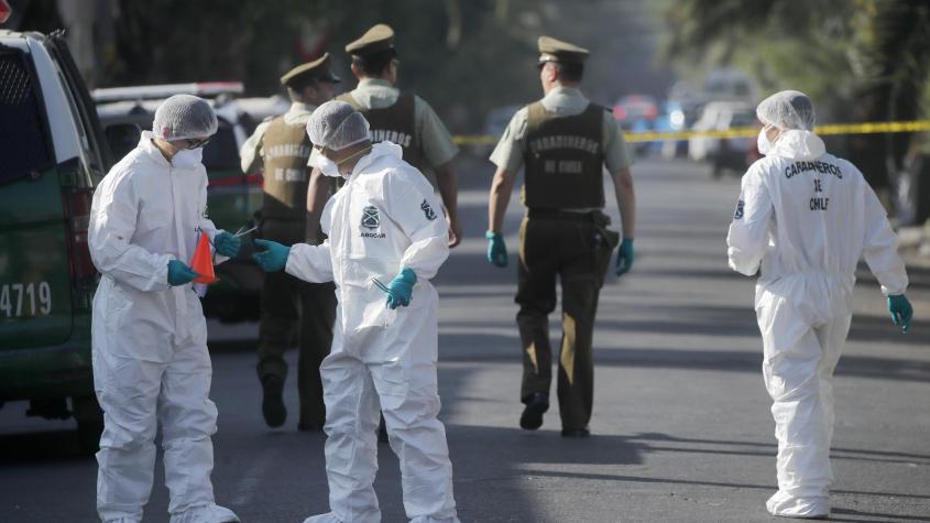 Carabineros se enfrentan a disparos con antisociales en San Joaquín: un delincuente se encuentra en riesgo vital Carabineros se enfrentan a disparos con antisociales en San Joaquín: un delincuente se encuentra en riesgo vital