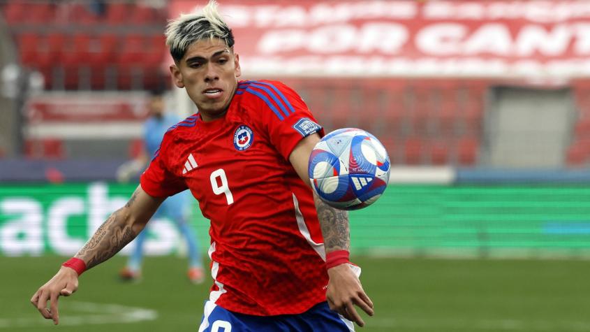 Exigen perdón a Carlos Palacios y que vuelva a la Selección Chilena: "Hay un bien superior" Exigen perdón a Carlos Palacios y que vuelva a la Selección Chilena: "Hay un bien superior"