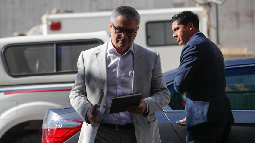 Marcel interviene en crisis por traspasos de Corfo y reemplaza a Grau en vocería