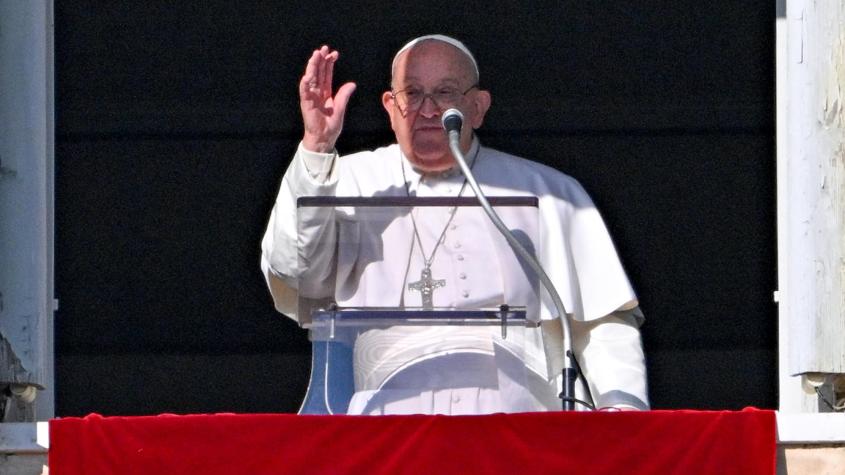 "Agradezco de todo corazón las oraciones": El Vaticano difunde audio del Papa Francisco