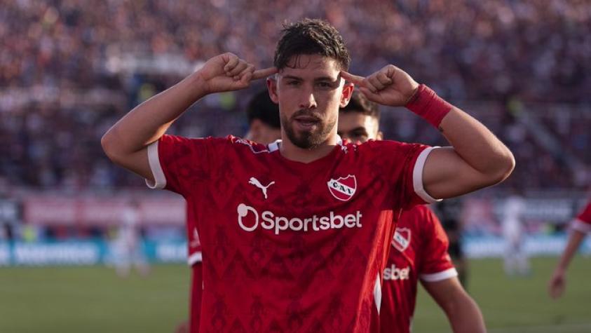 Felipe Loyola es alabado por la prensa argentina tras victoria de Independiente Felipe Loyola es alabado por la prensa argentina tras victoria de Independiente