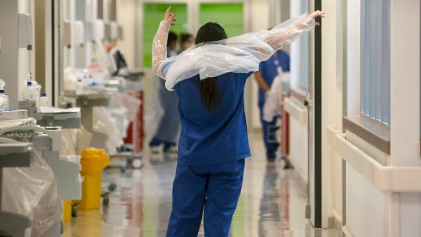 "Todavía estoy muy afectada, porque fue igual que una violación": Condenan a enfermera que divulgó ficha médica de la esposa de su ex "Todavía estoy muy afectada, porque fue igual que una violación": Condenan a enfermera que divulgó ficha médica de la esposa de su ex