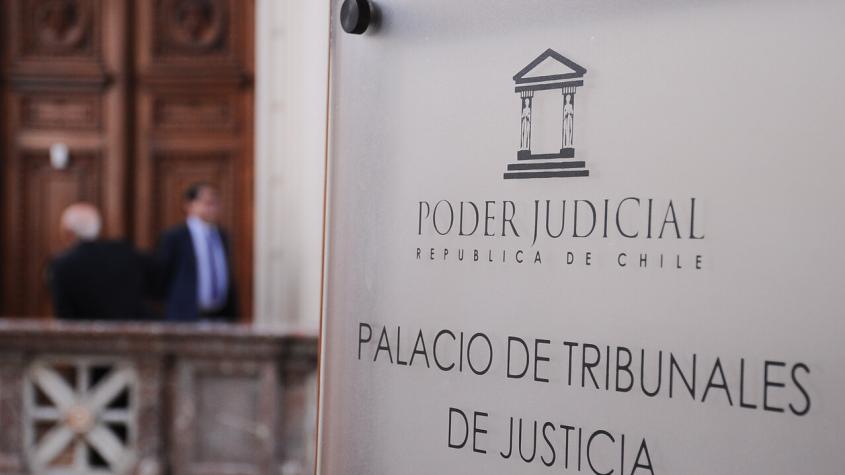 Corte Suprema confirma sentencia contra estudiante de derecho reprobada por no presentarse a examen: alegó estar en paro