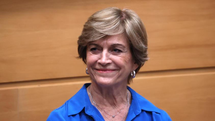 Sin primarias: Evelyn Matthei competirá directamente en la primera vuelta presidencial Sin primarias: Evelyn Matthei competirá directamente en la primera vuelta presidencial