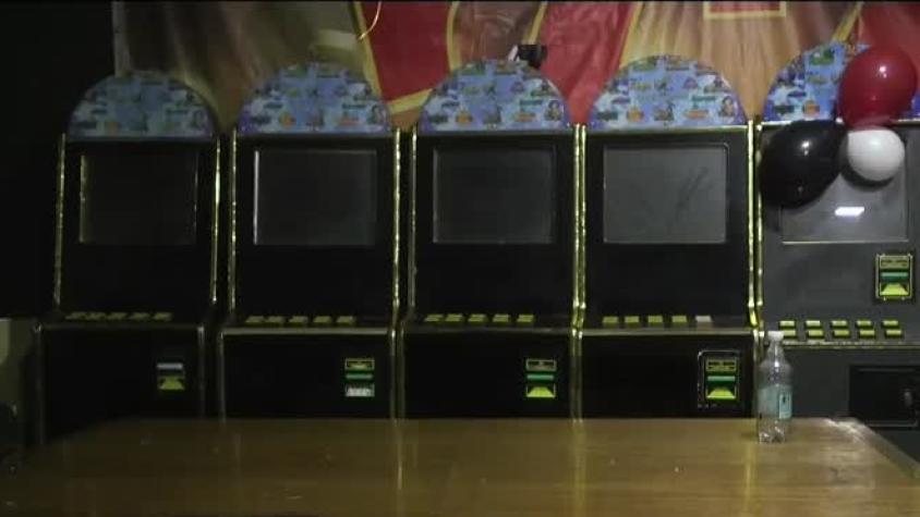 "No tenía idea": La respuesta de dueño de lugar que era usado como casino clandestino en Estación Central "No tenía idea": La respuesta de dueño de lugar que era usado como casino clandestino en Estación Central