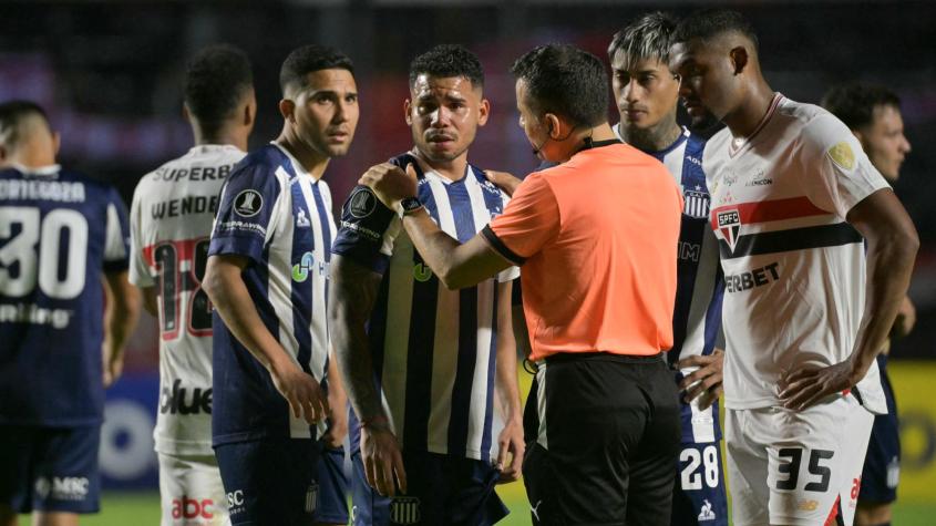 Escándalo en la Copa Libertadores: Jugador venezolano sufrió ataque de xenofobia y rompió en llanto 
