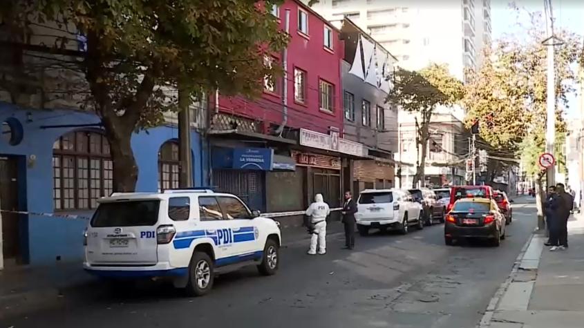 Asesinan a joven de 24 años en pleno centro de Viña del Mar Asesinan a joven de 24 años en pleno centro de Viña del Mar