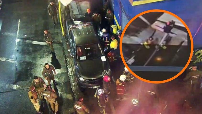 Atropellan a dos carabineros en el centro de Santiago: Un funcionario en estado de "mayor gravedad"