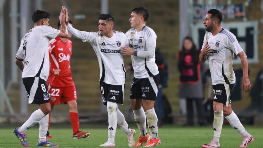 "Salió y Colo Colo mejoró": Albos piden salida de titular tras empate ante Ñublense "Salió y Colo Colo mejoró": Albos piden salida de titular tras empate ante Ñublense
