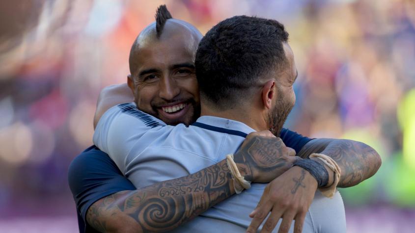 Filtran que Carlos Tévez fue ofrecido a la banca de Colo Colo ante inminente salida de Almirón Filtran que Carlos Tévez fue ofrecido a la banca de Colo Colo ante inminente salida de Almirón