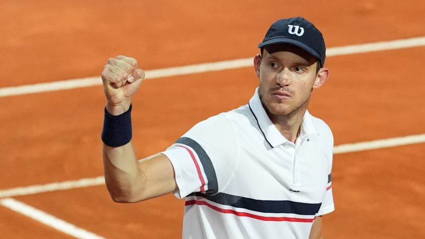 Nicolás Jarry arrancó con pie derecho su defensa en Roma y ahora desafiará al 18 del mundo Nicolás Jarry arrancó con pie derecho su defensa en Roma y ahora desafiará al 18 del mundo