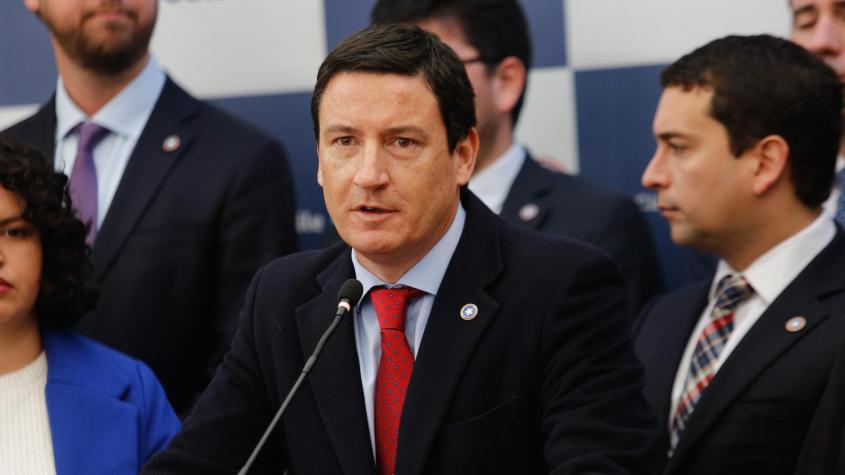 Squella asegura que baja de Matthei en encuestas se debe a que su equipo "es el mismo" de Piñera en el estallido social Squella asegura que baja de Matthei en encuestas se debe a que su equipo "es el mismo" de Piñera en el estallido social