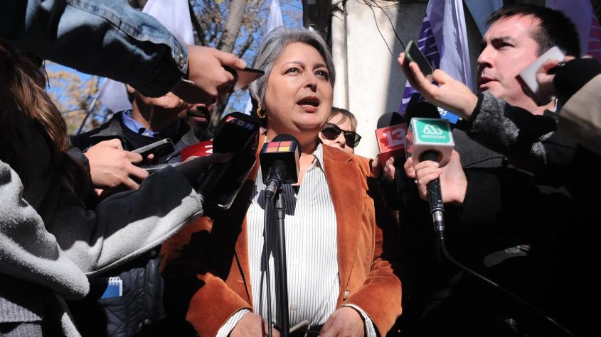 Polémica por llamado a electores de derecha a votar por Jeannette Jara Polémica por llamado a electores de derecha a votar por Jeannette Jara