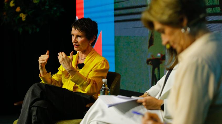 "Lamentablemente ha tomado ese camino": Tohá asegura que Matthei se inclinó hacia la derecha "radical" "Lamentablemente ha tomado ese camino": Tohá asegura que Matthei se inclinó hacia la derecha "radical"