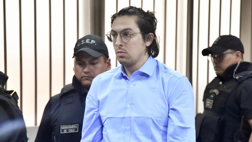 Democracia Viva: Corte de Antofagasta decreta arresto domiciliario nocturno para Daniel Andrade Democracia Viva: Corte de Antofagasta decreta arresto domiciliario nocturno para Daniel Andrade