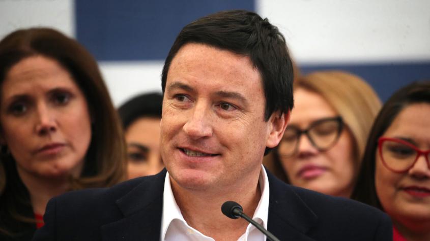 Squella asegura que segunda vuelta no será entre candidatos de derecha: "Hay un grupo de incondicionales" al Gobierno