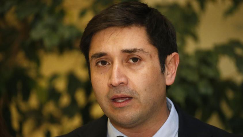 CDE interpone querella criminal contra diputado Miguel Ángel Calisto por presunto fraude al fisco 