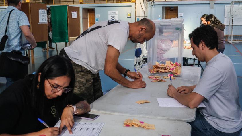 ¿Es obligatorio votar en la primaria presidencial del oficialismo?