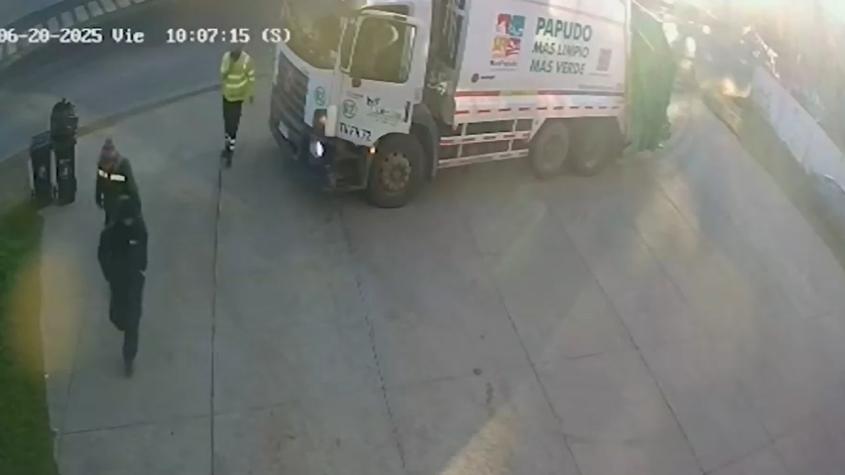 Emergencia por desechos químicos arrojados a la basura: Trabajadores del aseo resultaron intoxicados en Papudo Emergencia por desechos químicos arrojados a la basura: Trabajadores del aseo resultaron intoxicados en Papudo