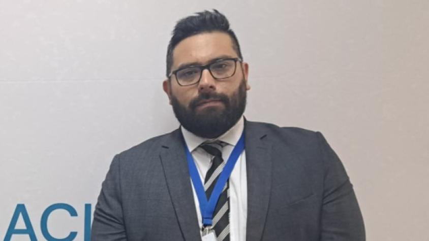 Ausencias, mal desempeño y acoso: La caída del director de Migraciones en Antofagasta Ausencias, mal desempeño y acoso: La caída del director de Migraciones en Antofagasta