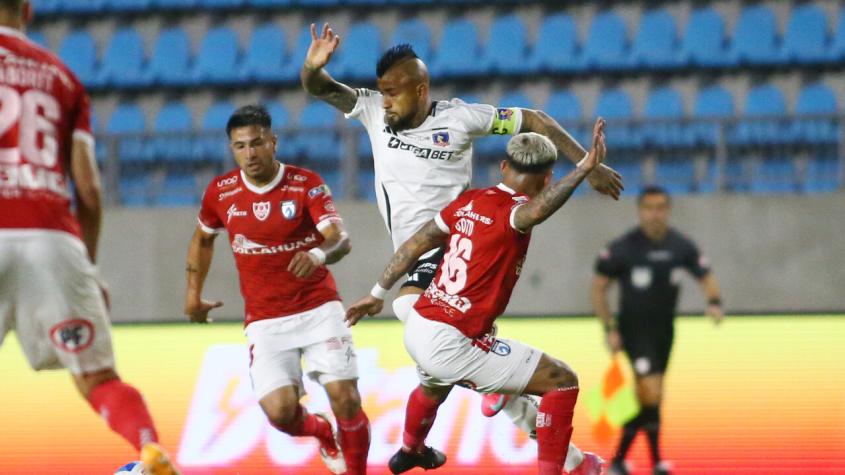 VIDEO | Noche de furia de Vidal: la fuerte discusión que tuvo con Fernando de Paul en plena cancha y que llegó a camarines VIDEO | Noche de furia de Vidal: la fuerte discusión que tuvo con Fernando de Paul en plena cancha y que llegó a camarines