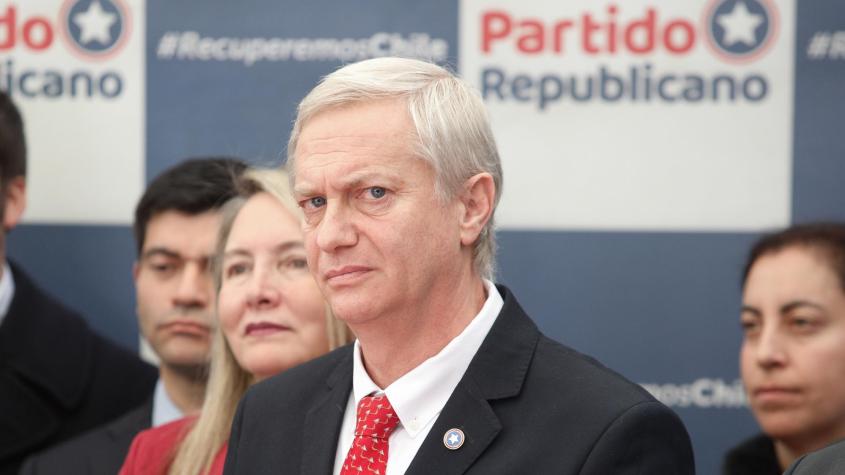 Plan "Cancerbero": En qué consiste la propuesta de Kast para combatir el crimen organizado desde las cárceles Plan "Cancerbero": En qué consiste la propuesta de Kast para combatir el crimen organizado desde las cárceles