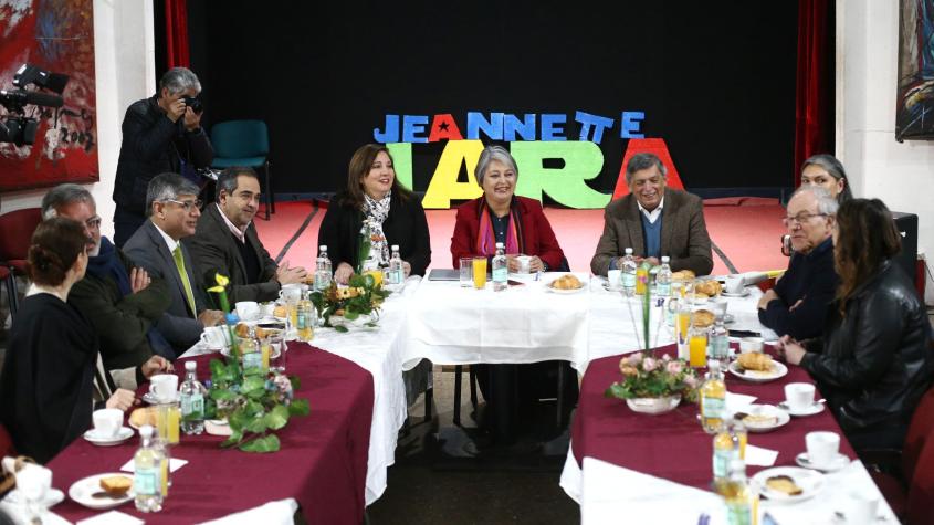 "Una cosa es el PC y otra cosa es la candidata Jara": Socialismo Democrático reitera diferencias con el Partido Comunista "Una cosa es el PC y otra cosa es la candidata Jara": Socialismo Democrático reitera diferencias con el Partido Comunista