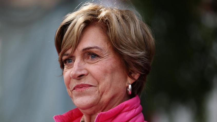 Mujeres de Chile Vamos respaldan a Matthei tras "ataques" en redes sociales: "Con la salud mental no se juega" Mujeres de Chile Vamos respaldan a Matthei tras "ataques" en redes sociales: "Con la salud mental no se juega"