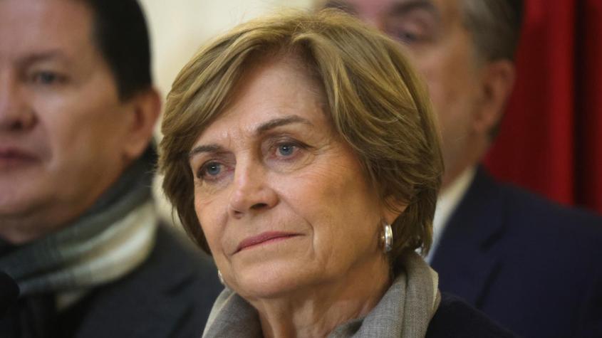 Senadores RN no denunciarán campaña contra Matthei tras solicitudes del sector de no judicializar Senadores RN no denunciarán campaña contra Matthei tras solicitudes del sector de no judicializar