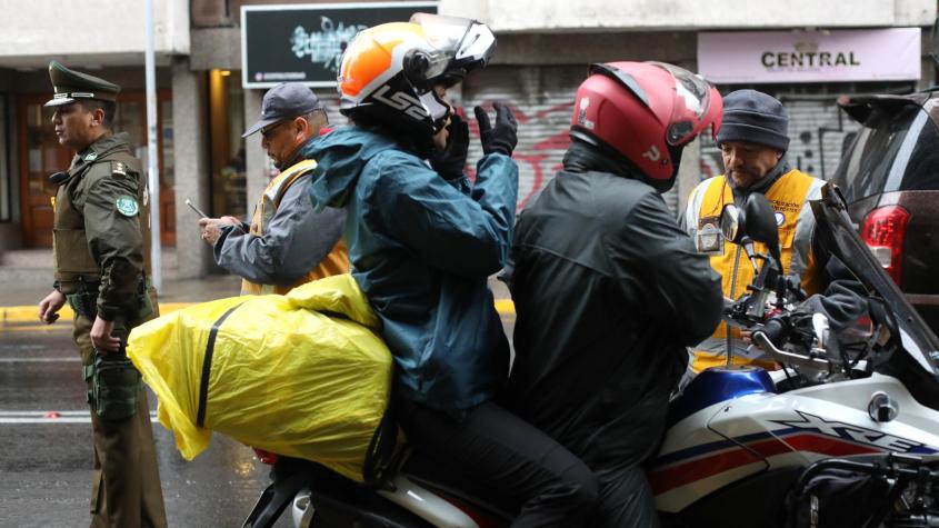 Ordenanza que regula motos en Independencia: ¿Cuándo sí se puede manejar con acompañante?