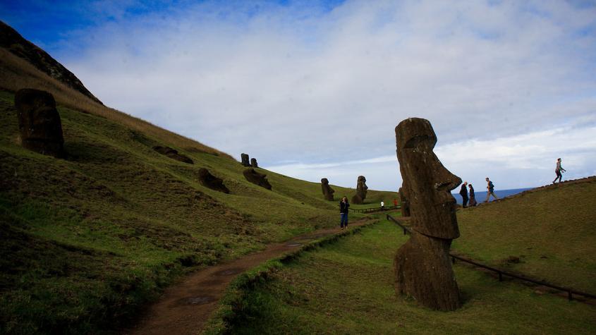En poco más de 50 años: aseguran que moáis en Rapa Nui podrían desaparecer por aumento del nivel del mar